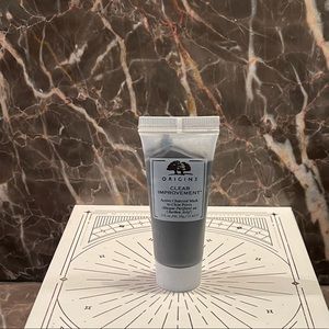 5 for $25 item 🌺 Mini Origins Clear Improvement Active Charcoal Mask for Pores